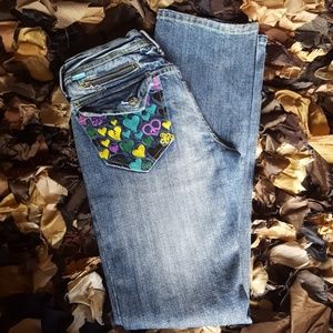 Akademiks w/ embroidered pockets